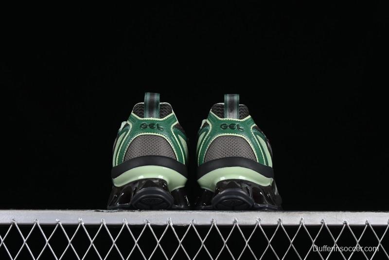 Asics Gel-Quantum Kinetic Retro Casual Sneakers with Thick Sole and Height Increasing Design - 1203A270-251