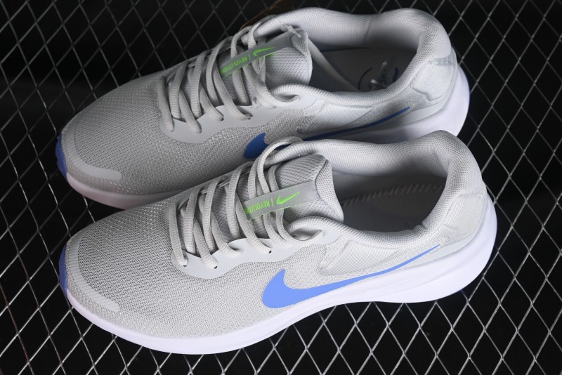 Nike Revolution 7 Wide Low-Top Running Shoes with Breathable Mesh and Durable Cushioning - FB2207-100