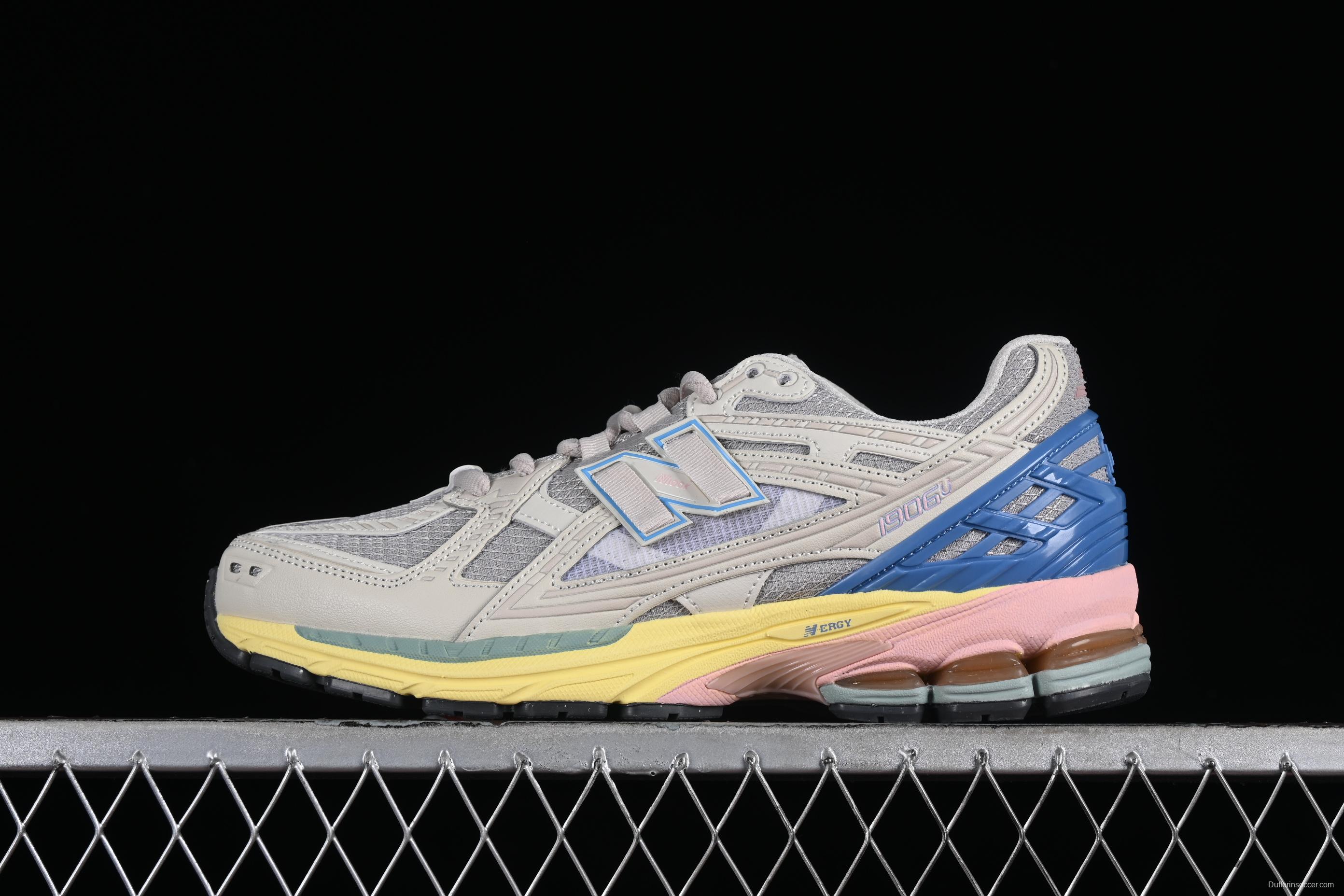 New Balance 1906 Series Retro Dad Style Casual Running Shoes - M1906NC