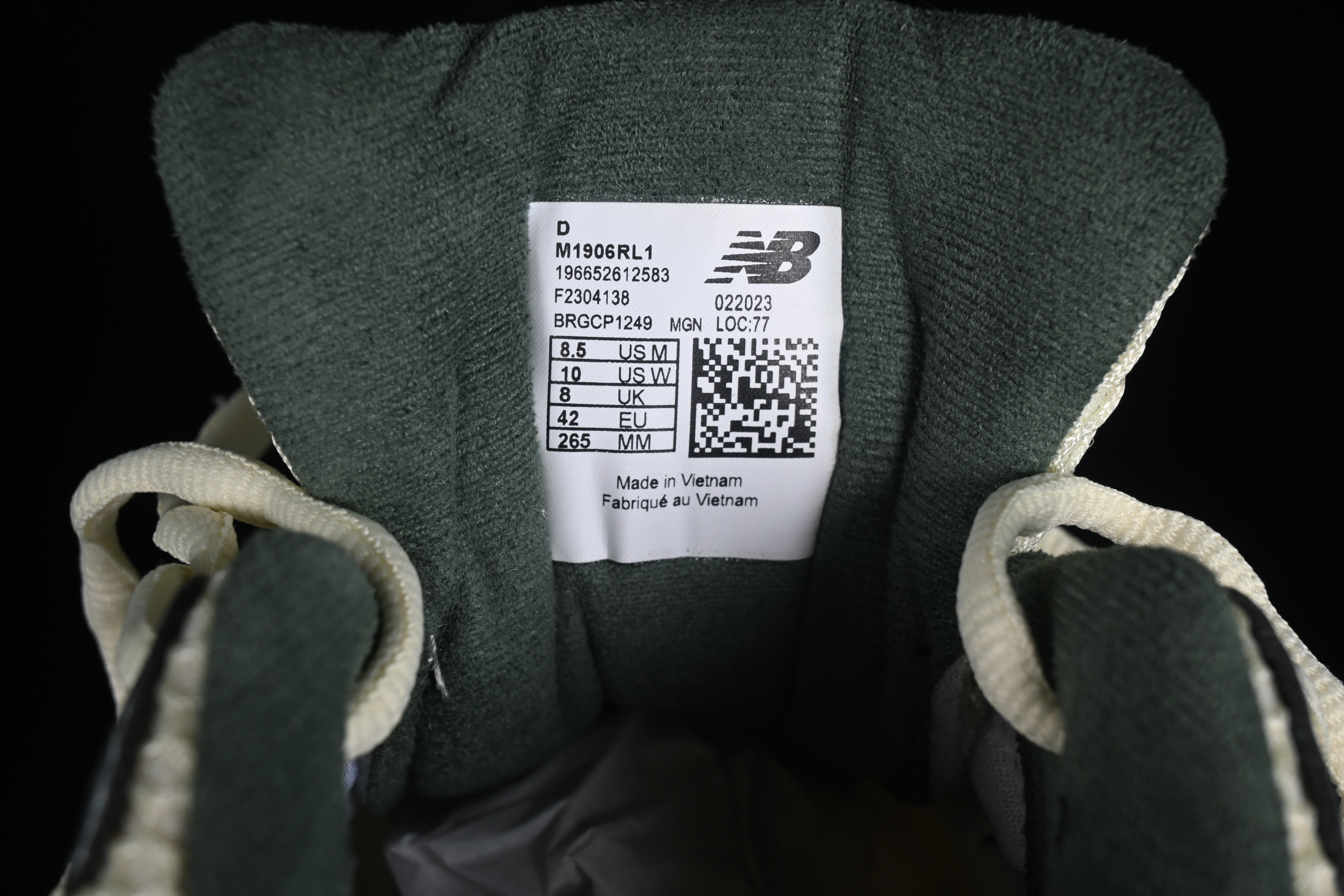 New Balance 1906 Series Retro Dad Style Casual Running Shoes - M1906RL1