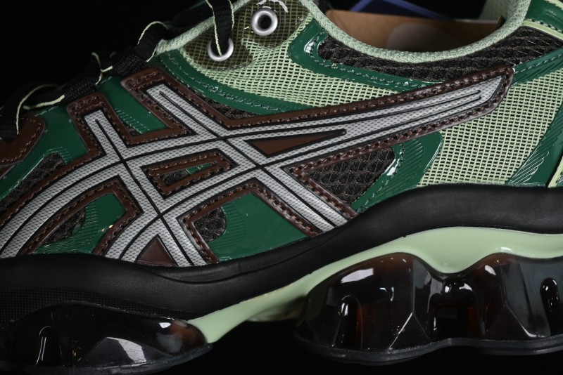 Asics Gel-Quantum Kinetic Retro Casual Sneakers with Thick Sole and Height Increasing Design - 1203A270-251