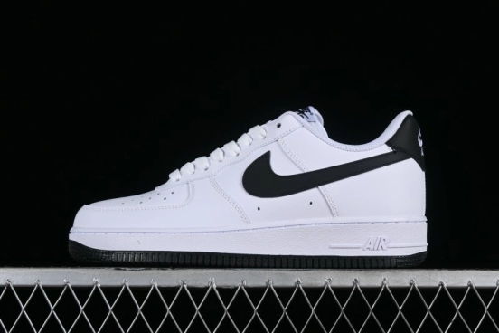 Nike Air Force 1 '07 Low Casual Sneakers in Black and White - FQ4296-101