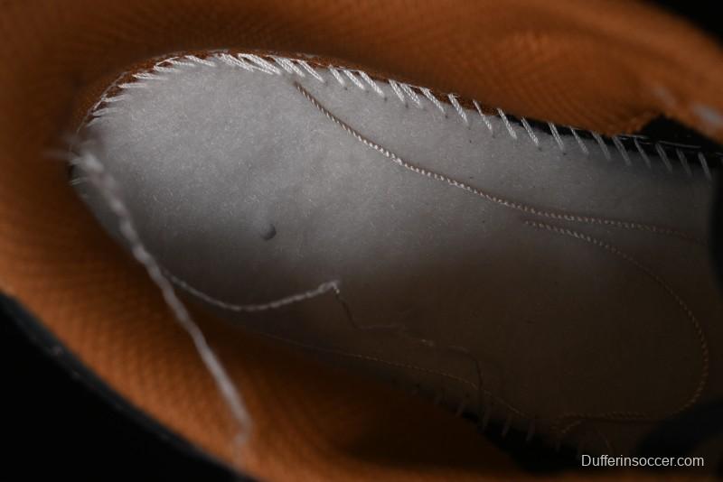 Nike SB Dunk Low Casual Skateboarding Shoes in Black/Brown - MU0232-370