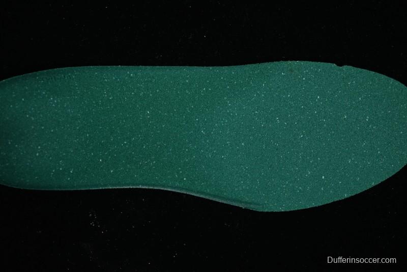 Nike ACG Mountain Fly 2 Low SP Outdoor Hiking Shoes with GORE-TEX and React Foam - FZ3311-101