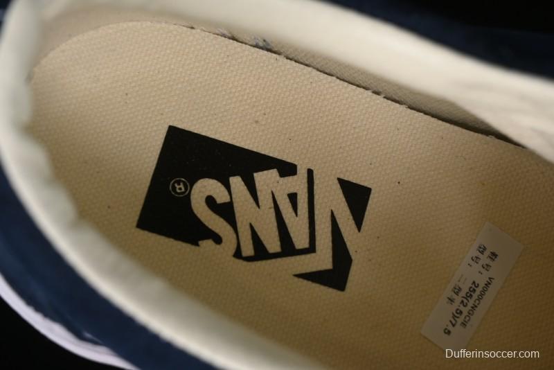 Vans Old Skool 36 LX Full Suede Retro Low-Top Canvas Vulcanized Sneakers - VN000CNGCIE