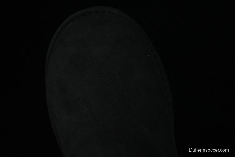 UGG Classic Ultra Mini Short Boots with Genuine Australian Sheepskin and TREADLITE Outsole - 1116109