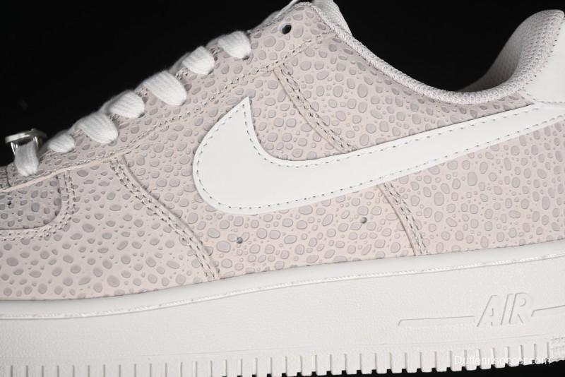 Nike Air Force 1 '07 Low Casual Sneakers with Full-Length Air Cushion - FV6519-001