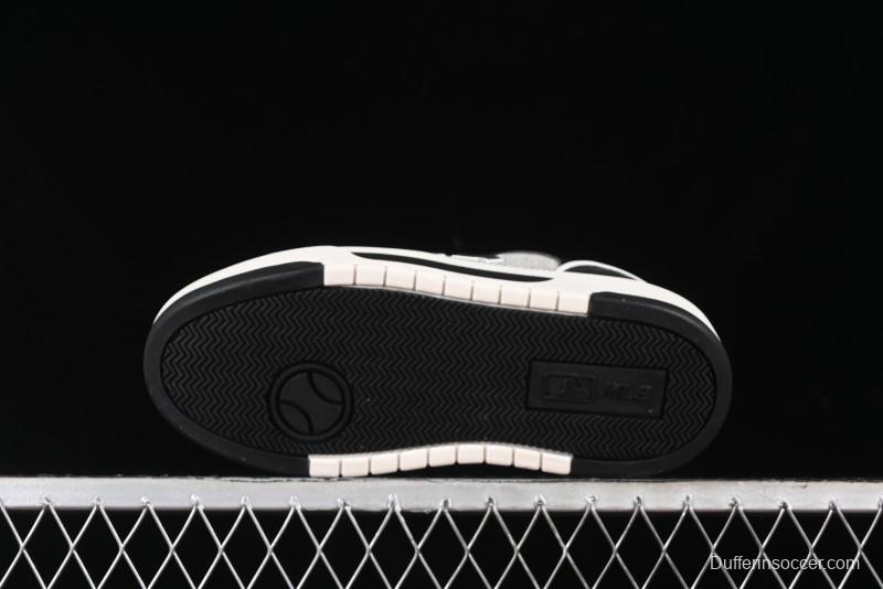 New York Yankees MLB Chunky Liner SL Canvas Sneakers with Thick Sole - 3ASXLSL4N50BKS