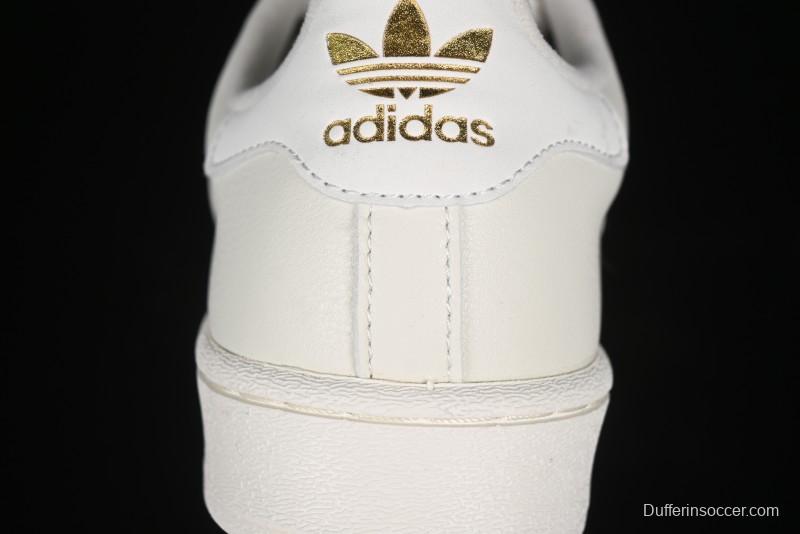 Adidas Superstar HQ6668 Casual Sneakers with Shell Toe Design