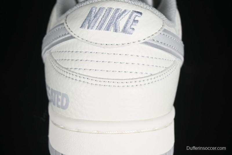 Nike SB Dunk Low x Undefeated Collaboration Casual Skate Shoes - UN1697-622