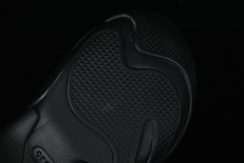 Crocs EVA Fashion Comfortable Clogs with Ventilation Holes - CSD4