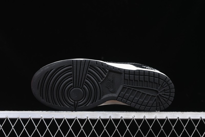 Nike SB Dunk Low The North Face Year of the Snake Black White Black Swoosh Anniversary Custom Low-Top Casual Sneakers - FC1688-210