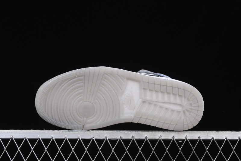 Nike Air Jordan 1 Mid AJ1 High-Top Basketball Shoes in White Grey Patent Leather - HF3216-100