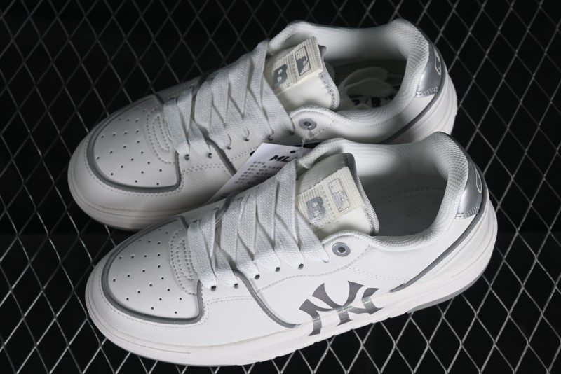 MLB Chunky Liner New York Yankees Lightweight Platform Sneakers with 6cm Height Increase - 3ASXCLB3N50SIS