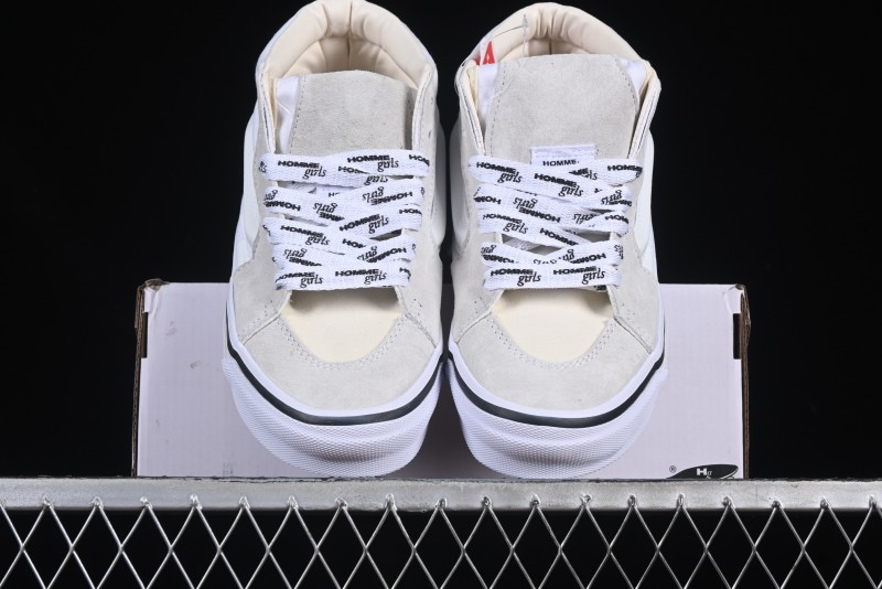 Vans HommeGirls x Sk8-Mid Fashion Casual Mid-Top Suede Skate Shoes with Bold Side Stripes - VN000NBN2VZ