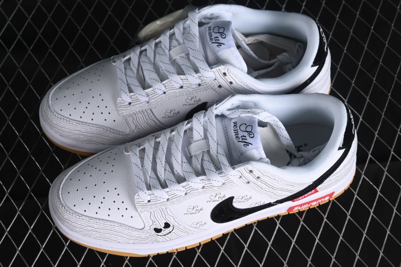 Supreme x Nike Dunk Low SB Casual Skate Shoes with Zoom Air Cushion - XD6188-034