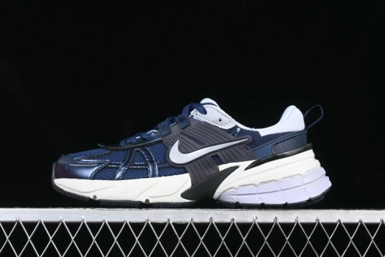 Nike Runtekk V2K Retro Low-Top Running Shoes with Cushlon Midsole and Anti-Slip Design - HJ4497-400