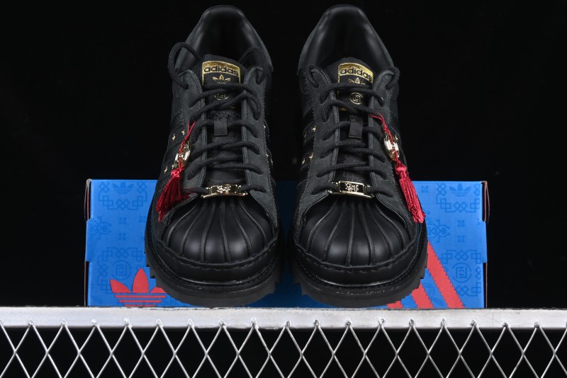 Adidas Superstar JR5114 Clot Collaboration Shell Toe Skate Shoes with Perforated Leather Upper - JR5114