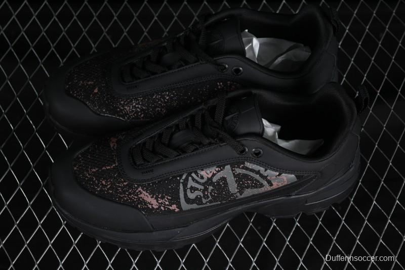 Stone Island Grime Panelled Low-Top Lifestyle Sneakers in Dark Brown - 79FWS0303