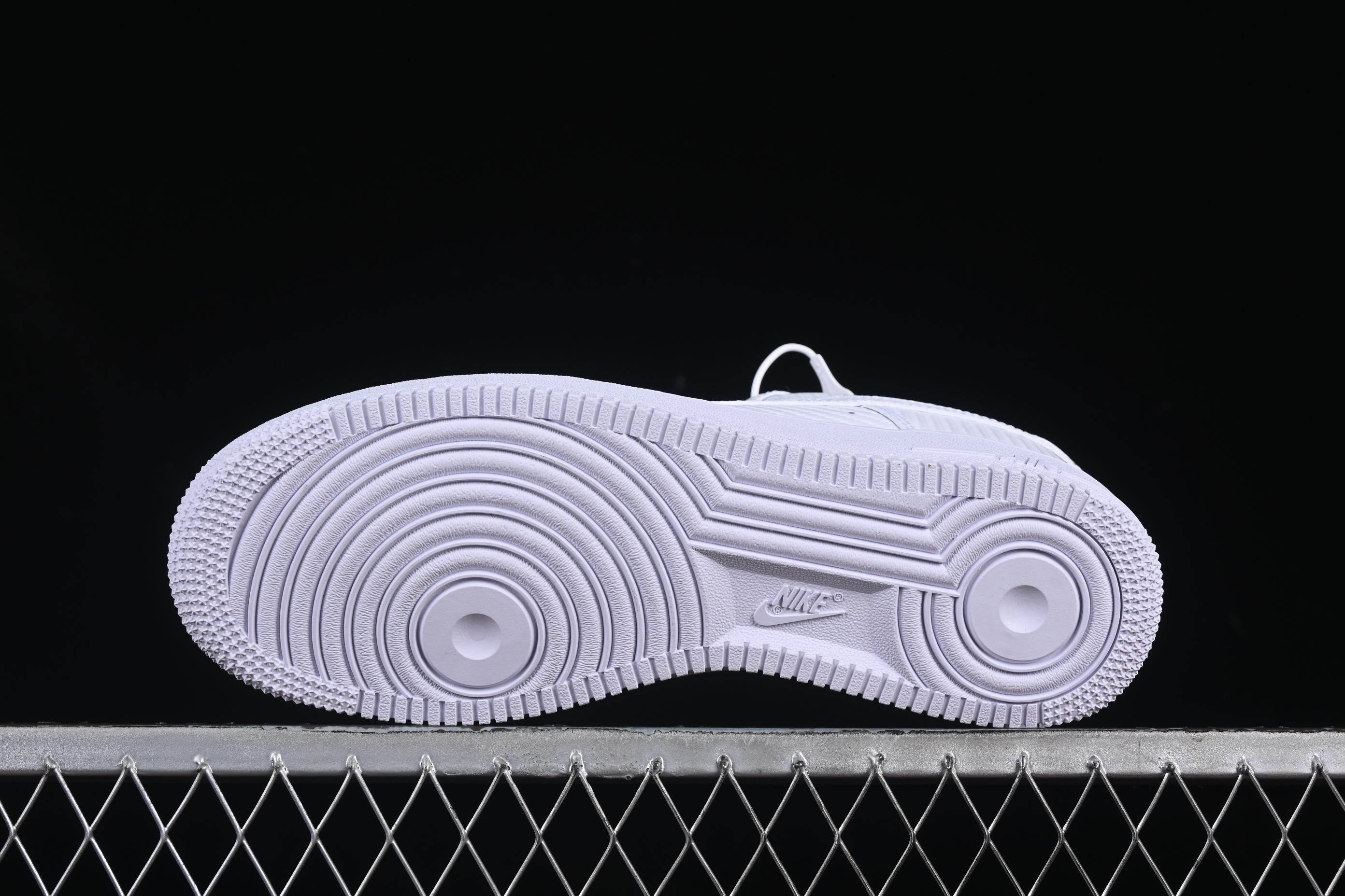 Nike Air Force 1'07 Low Casual Sneakers with Full-Length Air Cushion - HF2886-100