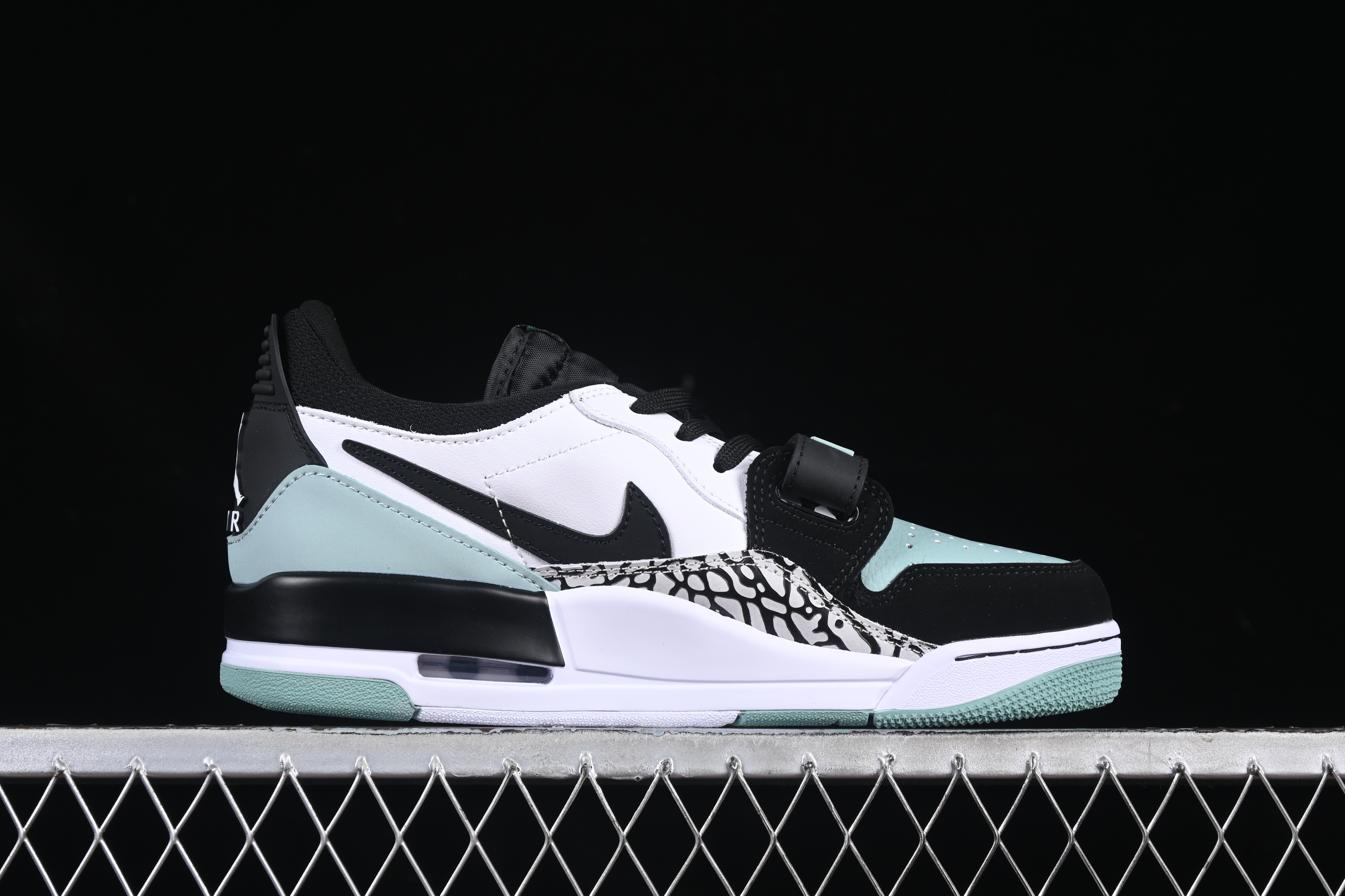 Nike Air Jordan Legacy 312 Low AJ312 Strap Triple Fusion Sneakers - CD7069-109