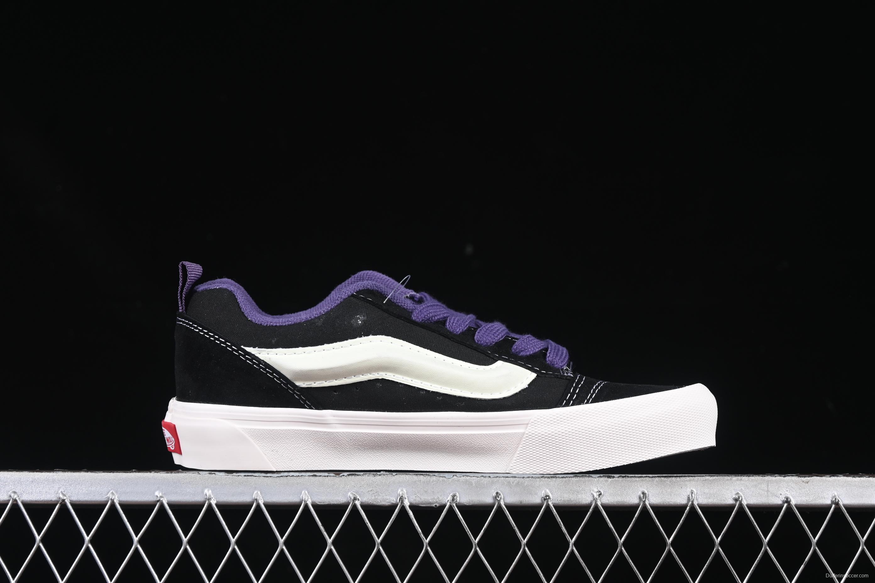 Vans Knu Skool Low Top Retro Chunky Sneakers - VN000D6CB5P