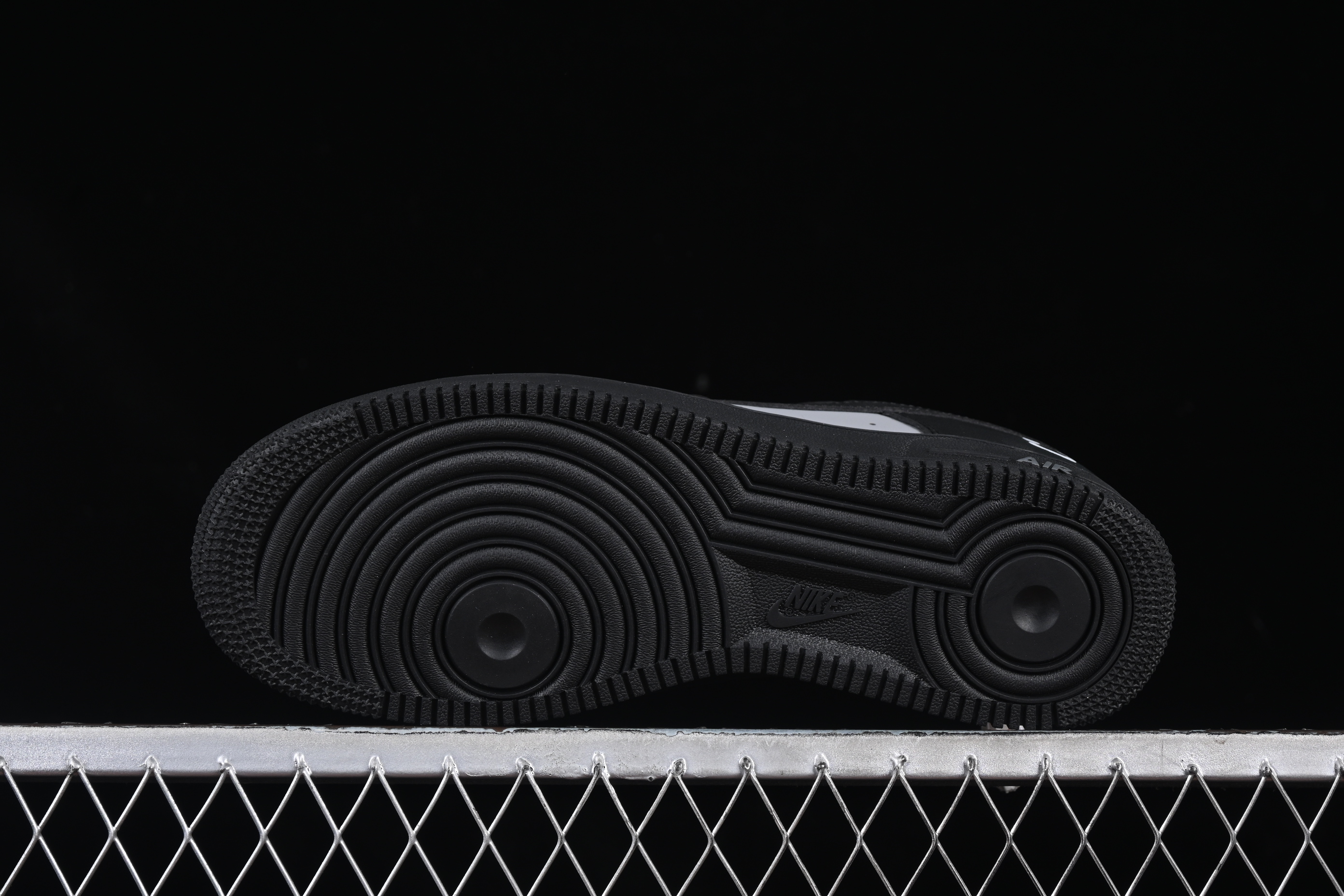 Nike Air Force 1'07 Low Custom Casual Sneakers with Full-Length Air Cushion - CW2288-111