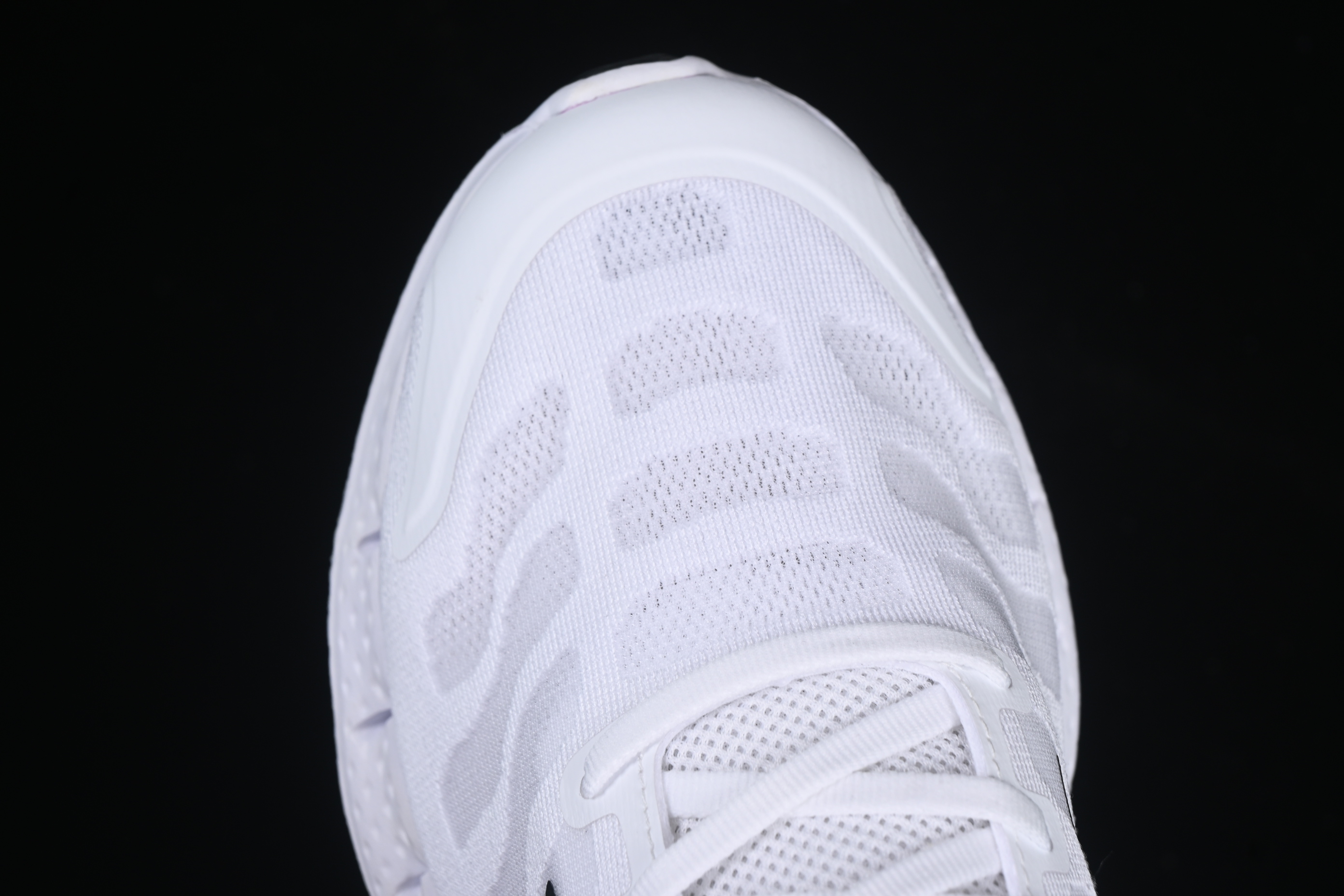 Adidas Climacool FW1221 Lightweight Running Shoes with Breathable Design - FW1221