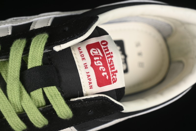 Onitsuka Tiger Ultimate 81 EX Breathable Comfort Casual Shoes - 1183B536-002