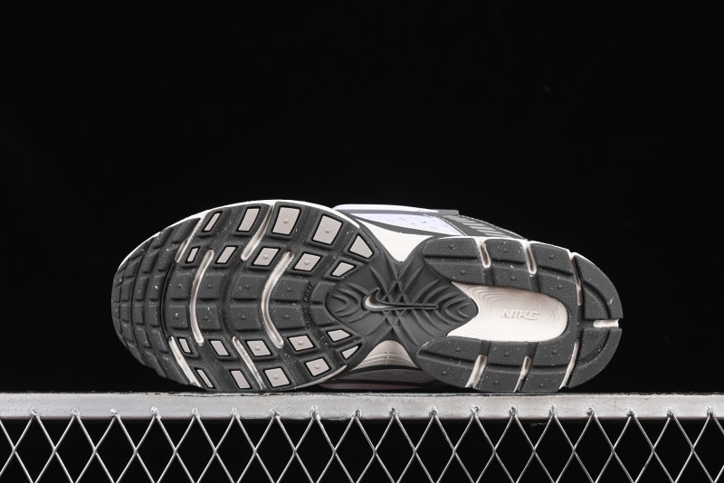 Nike V5 RNR Millennium Classic Retro Running Shoes with Foam Midsole - HQ7901-103