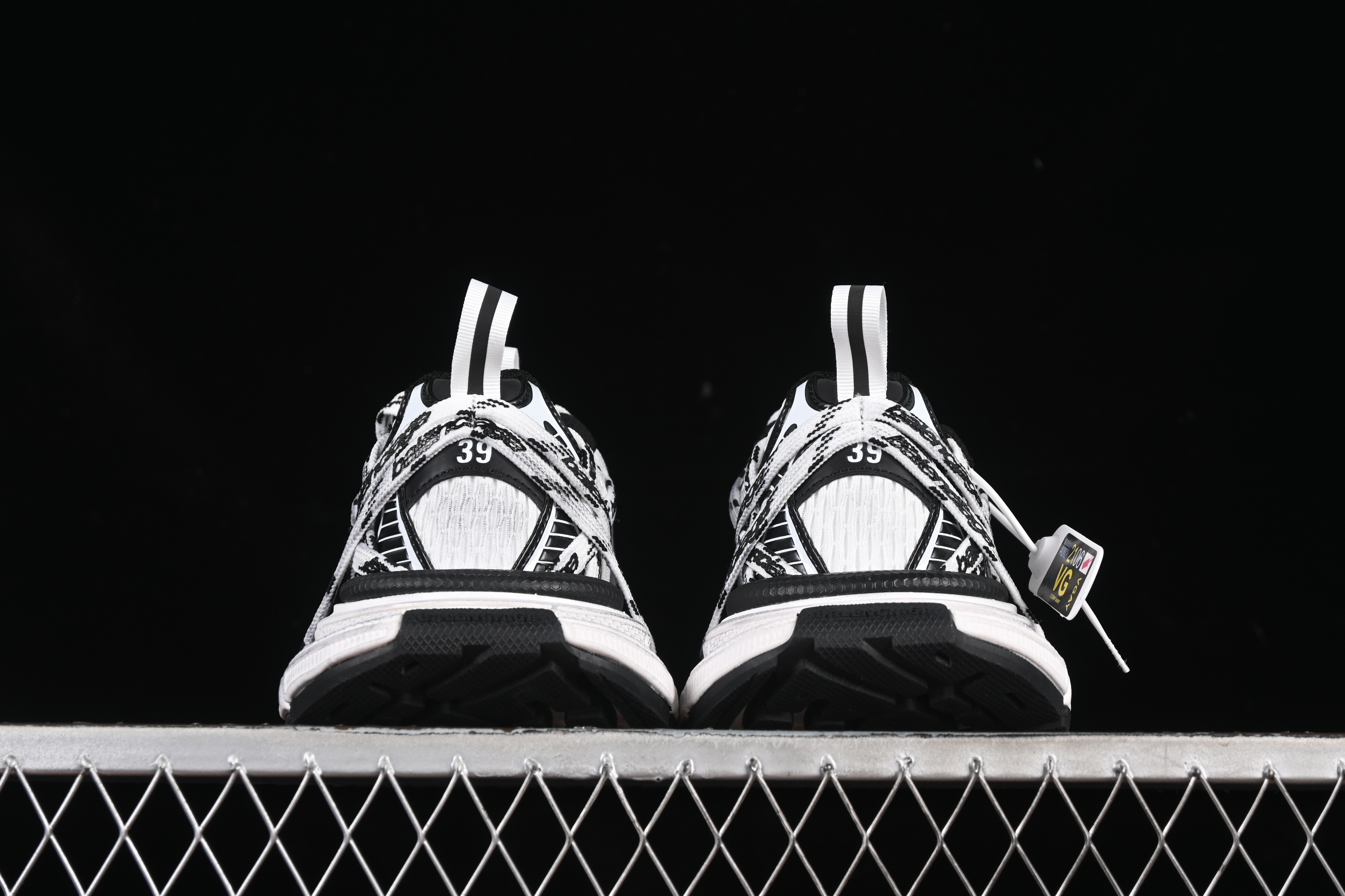 Balenciaga Phantom Sneaker 3XL Running Shoes - W3XHL9010