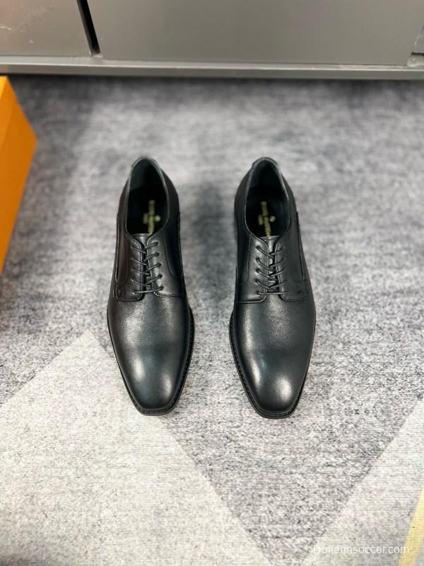 2024 Men Louis Vuitton Black Leather Dress Shoes MJ00380