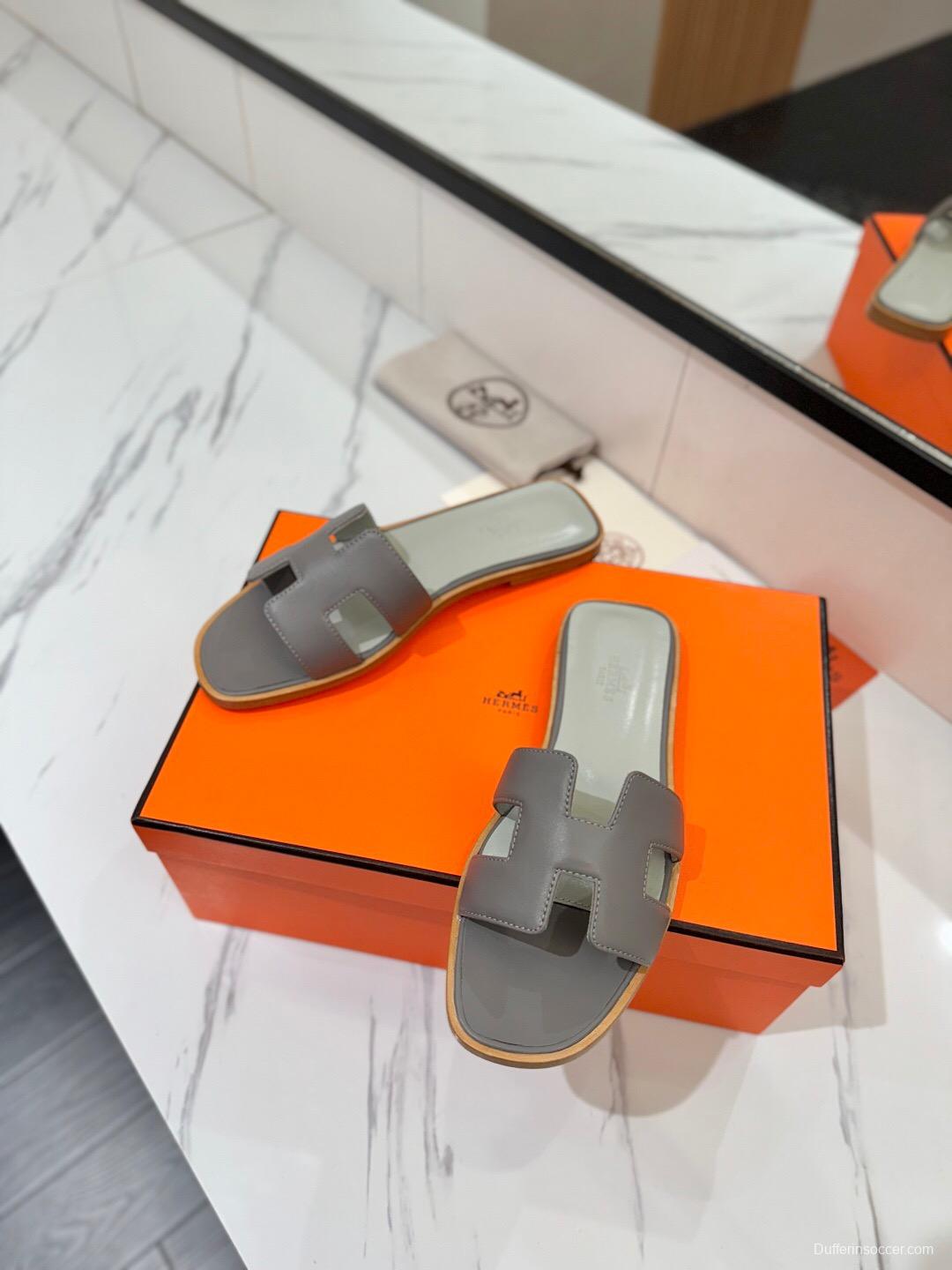 2025 Women Hermès Gray Leather Slippers