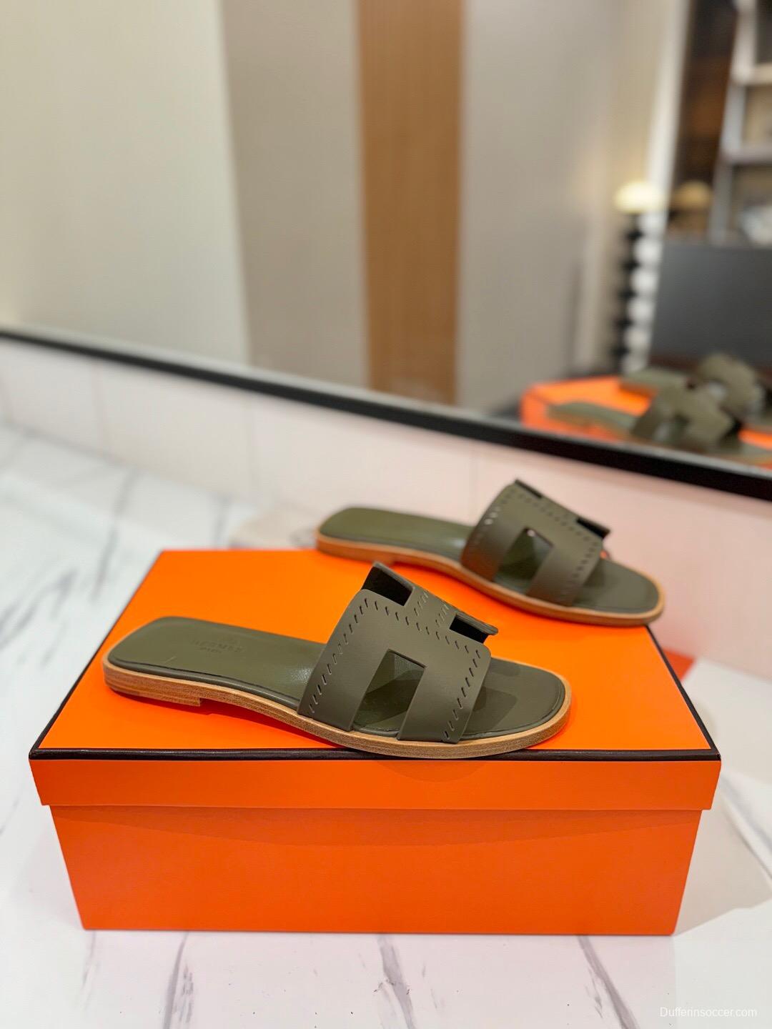 2025 Women Hermès Khaki Leather Slippers KFY00260