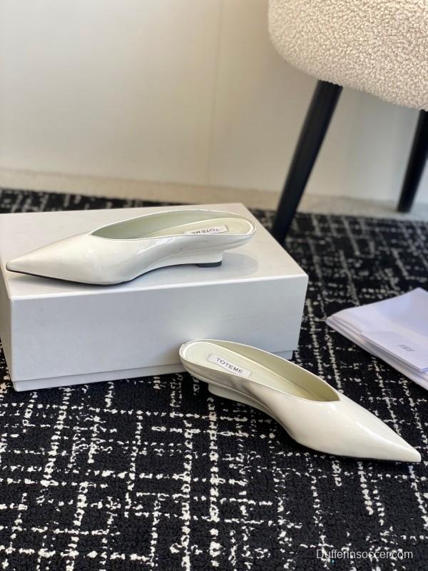 2025 Women Toteme White Patent Leather Mule Shoes