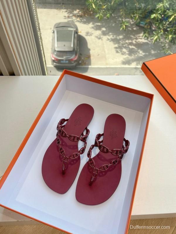 2025 Women Hermès Burgundy Leather Chain Strap Sandals G059 (F)