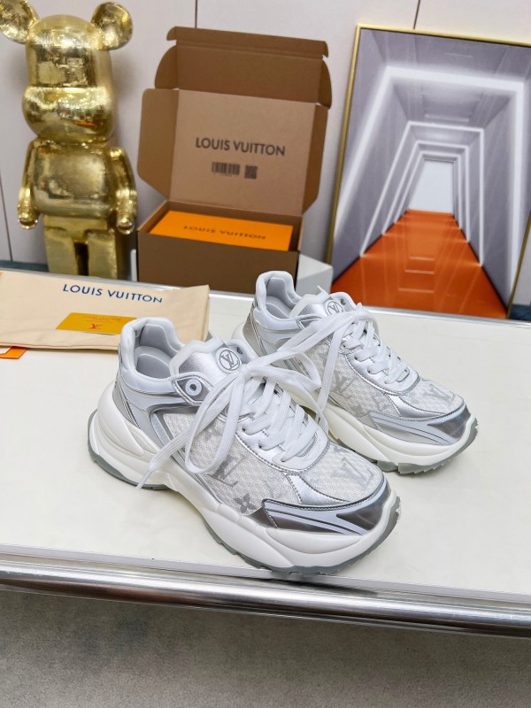 2025 Unisex Louis Vuitton White Grey Mesh Leather Sneakers LY00340