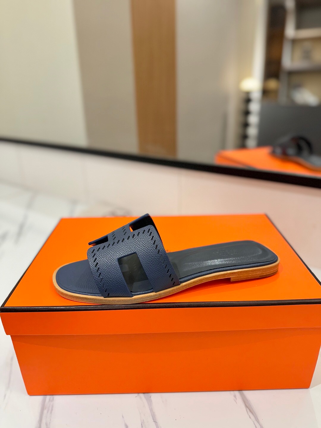 2025 Women Hermès Navy Leather Slippers