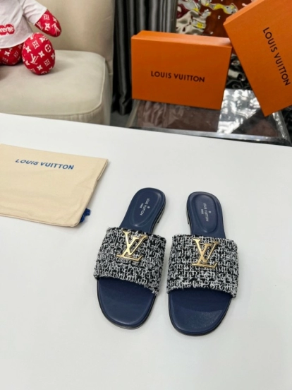 2025 Women Louis Vuitton Navy Tweed Leather Slippers LY00210