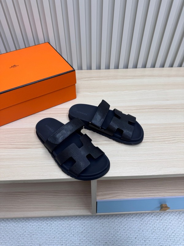 2025 Slippers Hermès Black Leather Slippers