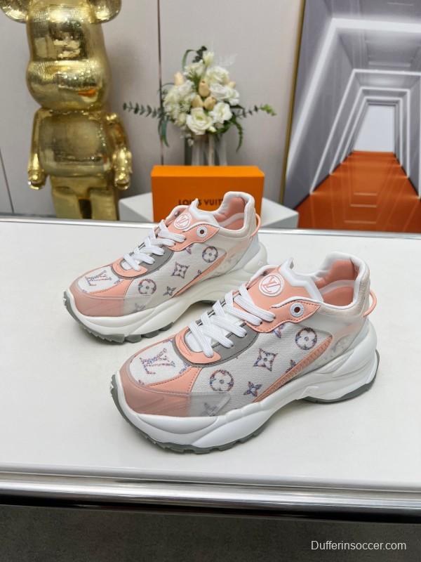 2025 Unisex Louis Vuitton Pink White Leather Tech Fabric Sneakers Monogram LY00340