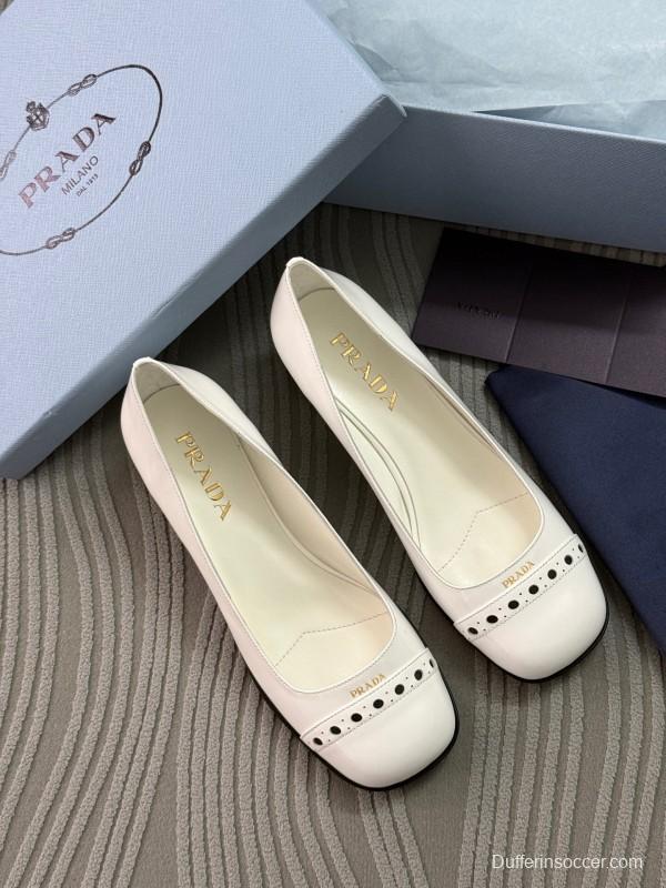 2025 Women Prada White Leather Loafers KFY00300
