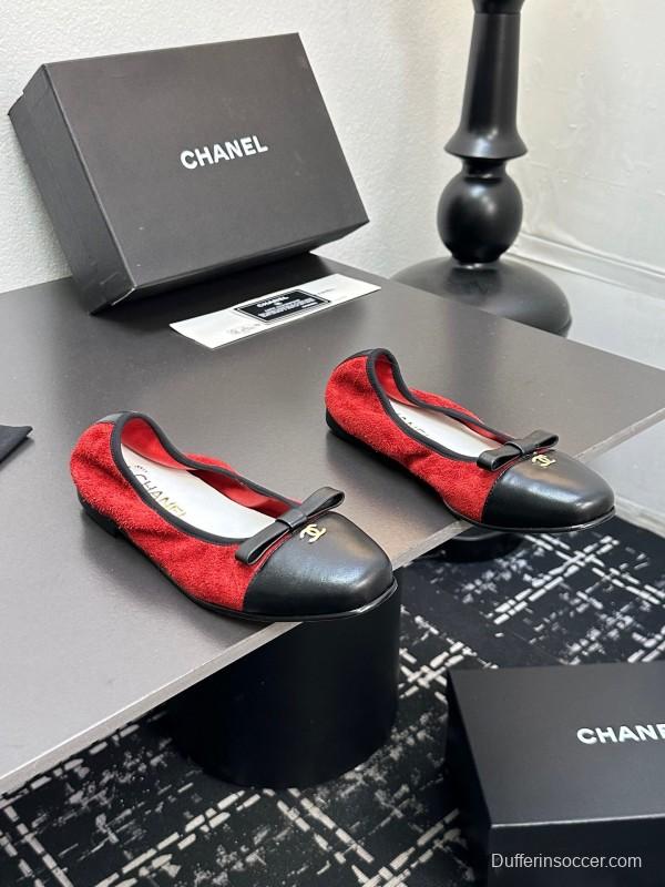 2025 Women CHANEL Red And Black Lambskin Ballet Flats Classic Bow Detail CC Logo LY00360(F)