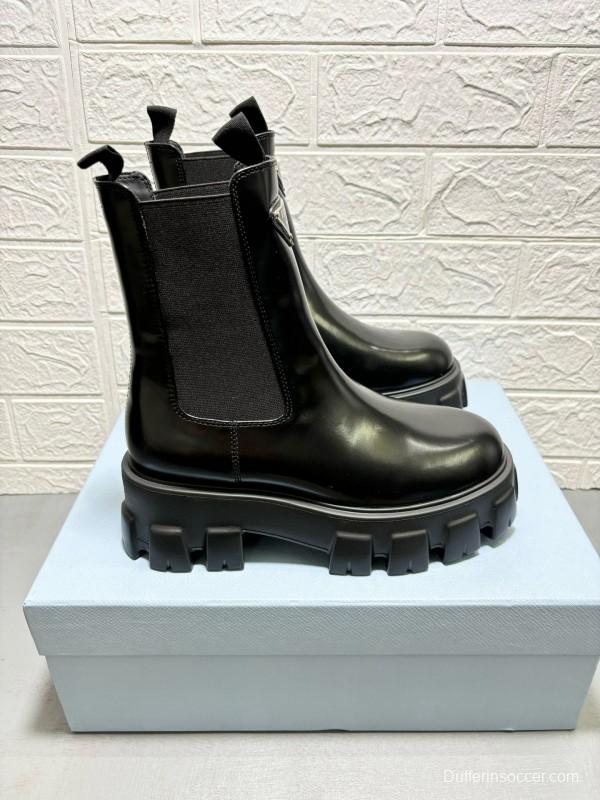 2024 Women Prada Black Leather Chelsea Boots MJ00380