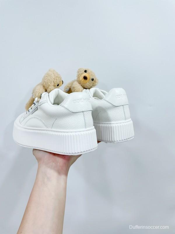 2025 Women 13DE MARZO White Leather Sneakers Plush Toy KFY00300