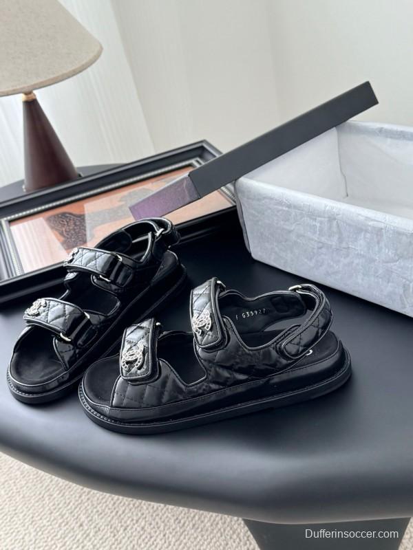 2025 Women Chanel Black Patent Leather Sandals LY00320