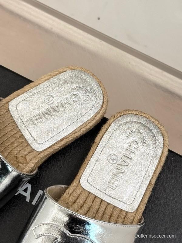 2025 Slippers Chanel Silver Leather Espadrille CC KFY00230
