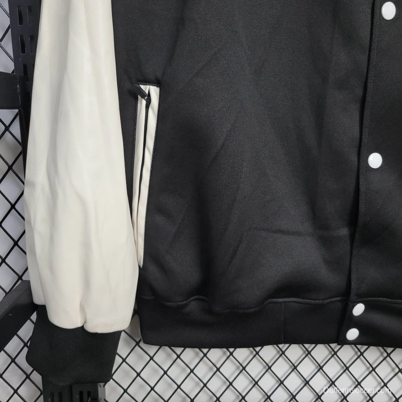 25/26 Manchester United Jacket BLACK/White Windbreaker