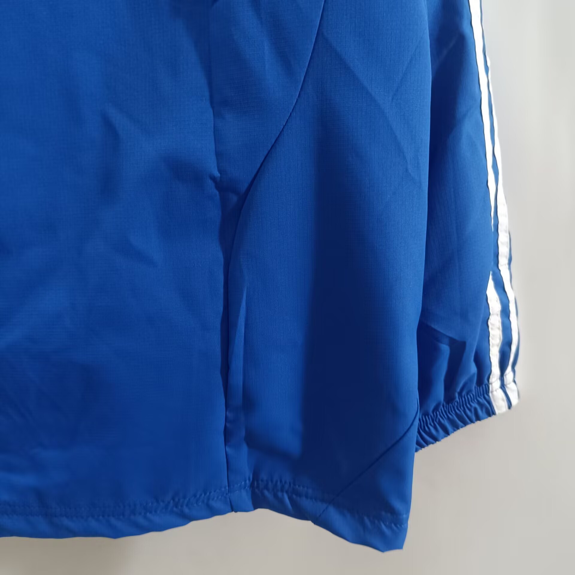 25/26 Manchester United Blue Windbreaker