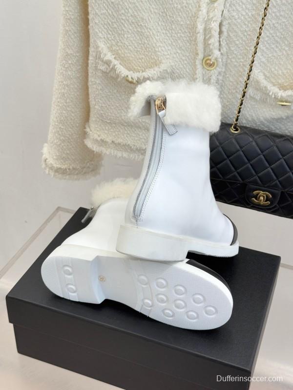 Chanel 25K Series Two-Tone CC Fur Snow Boots - KFY00300